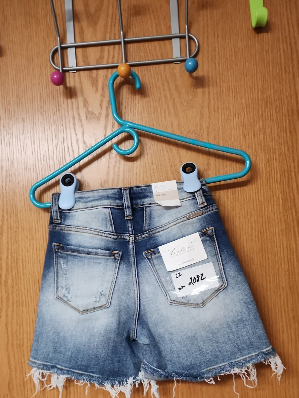 Kancan Women's Light Blue Denim Shorts 22 nwt number 2082